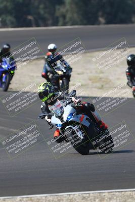 media/Sep-20-2025-TrackDaz (Sat) [[27f0cde673]]/B Group/1020am (Turn 3)/